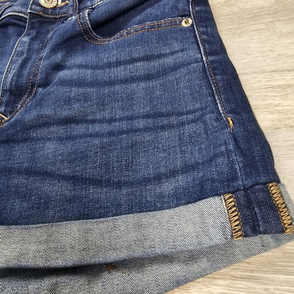 Express Shortie High Rise Denim Shorts - Picture 6 of 7